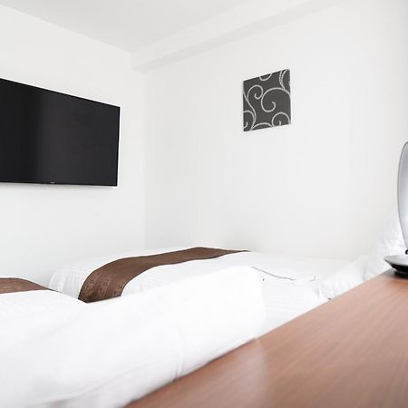 Toyo Hotel Фукуока Экстерьер фото